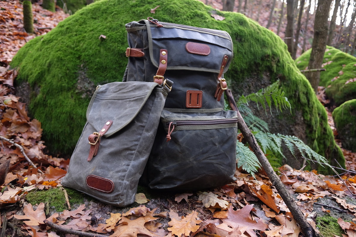 Batoh JUBÖ Bushcraft WAXED Poutník 35l - pískový