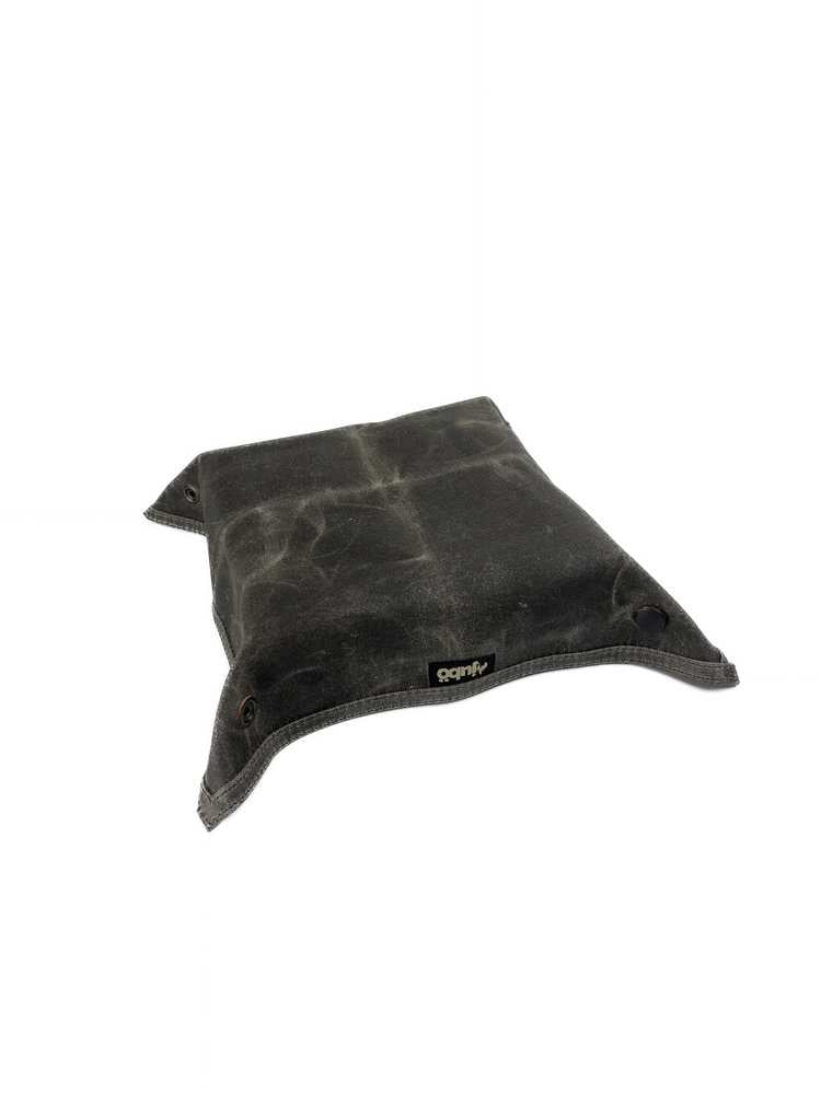 Odkládací miska JUBÖ Bushcraft Waxed Side Plate 33x33 cm