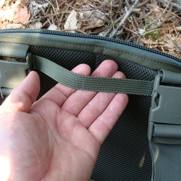 6310 4 hrudni brasna jubo front bag survival cerna