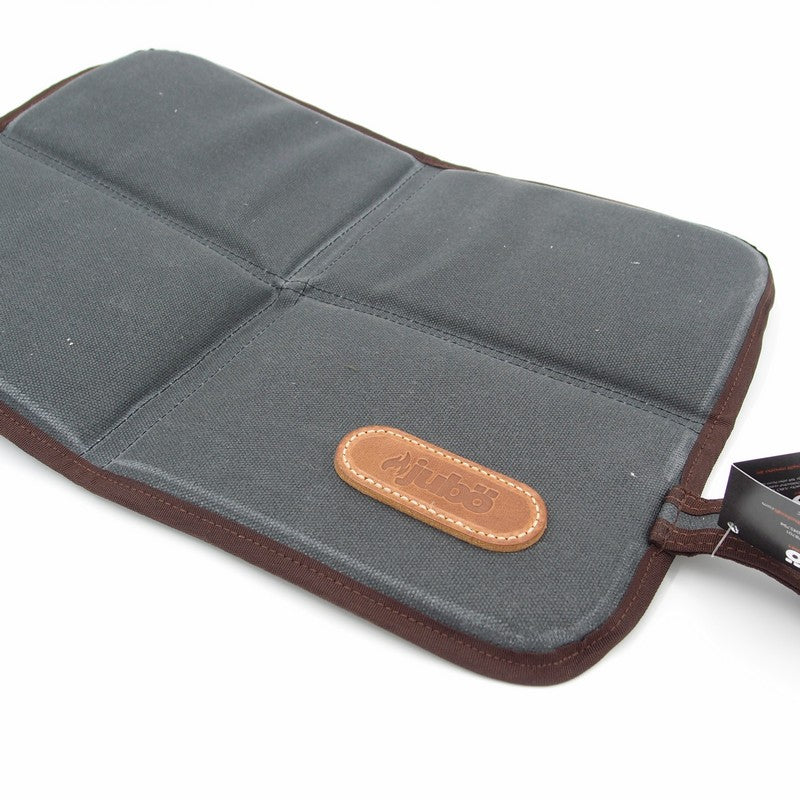Sedátko skládací JUBÖ Bushcraft WAXED Seat Pad