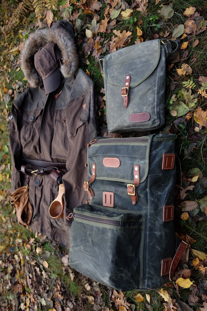 Batoh JUBÖ Bushcraft WAXED Poutník 35l - pískový
