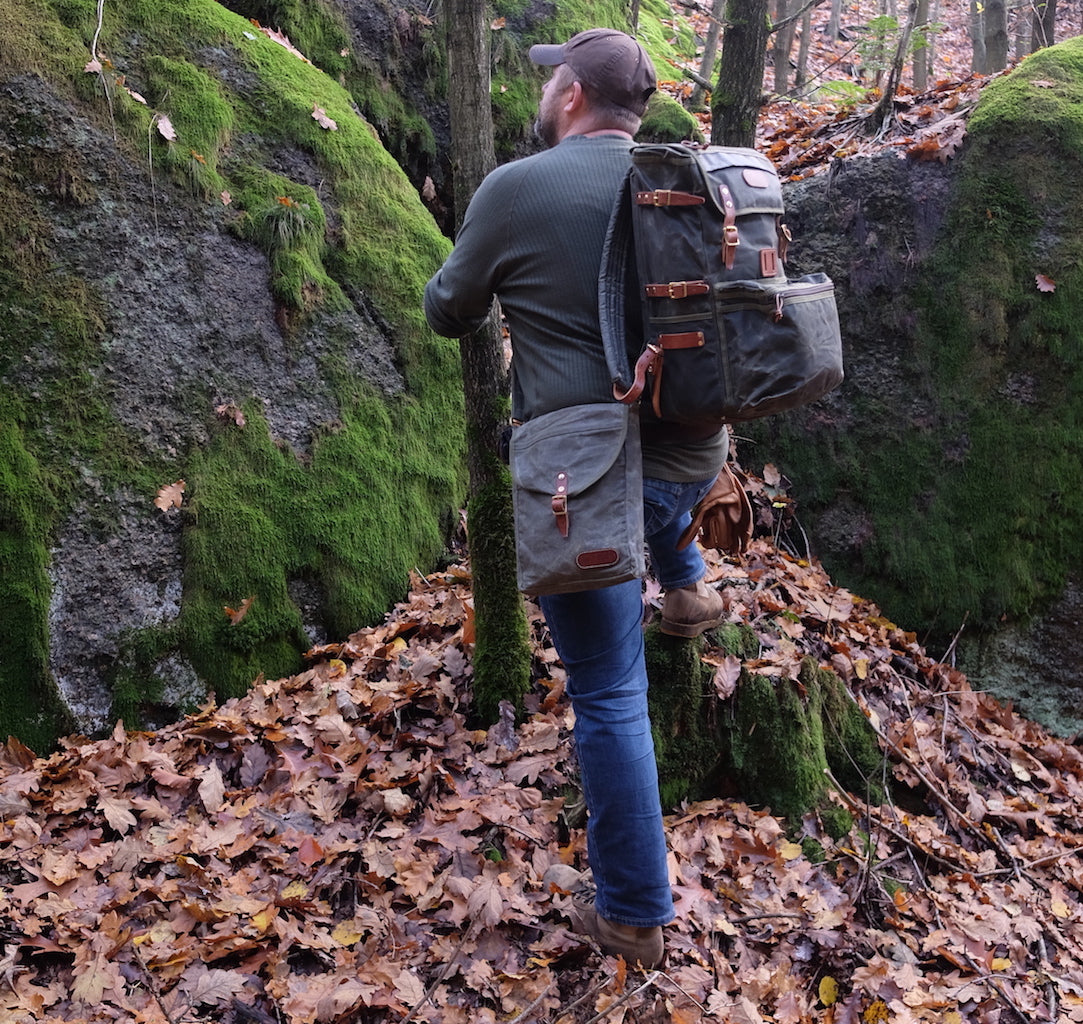 Batoh JUBÖ Bushcraft WAXED Poutník 35l - pískový
