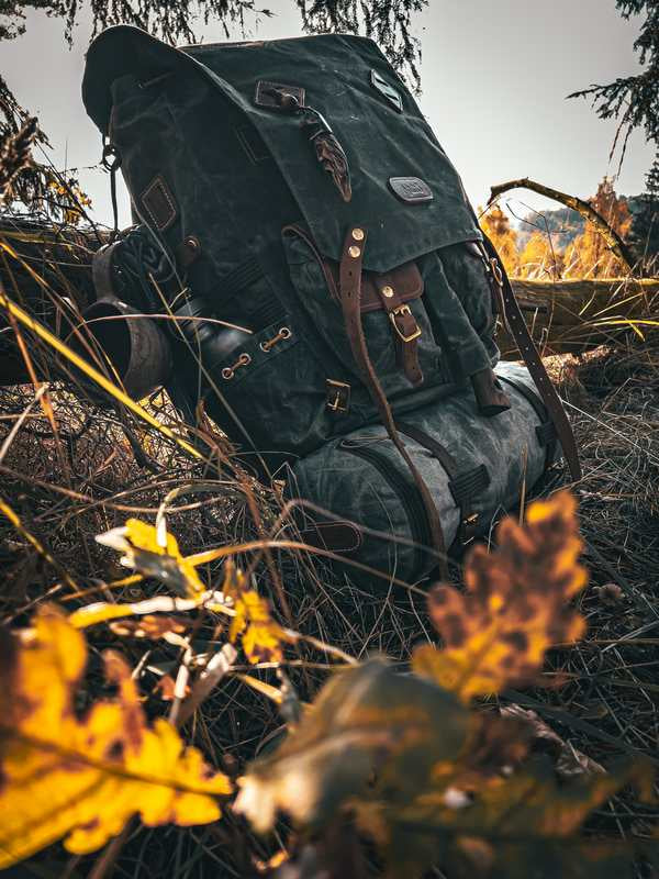 Batoh JUBÖ Bushcraft WAXED RukSak- zelený