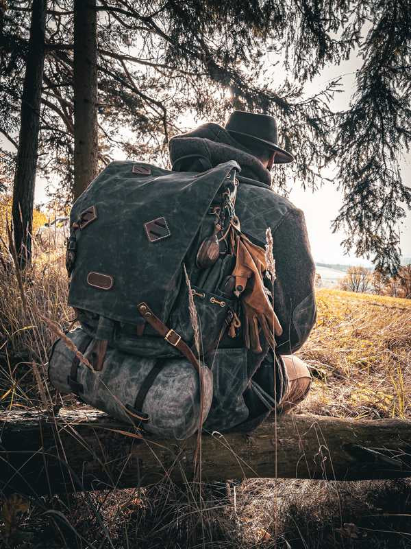 Batoh JUBÖ Bushcraft WAXED RukSak- zelený