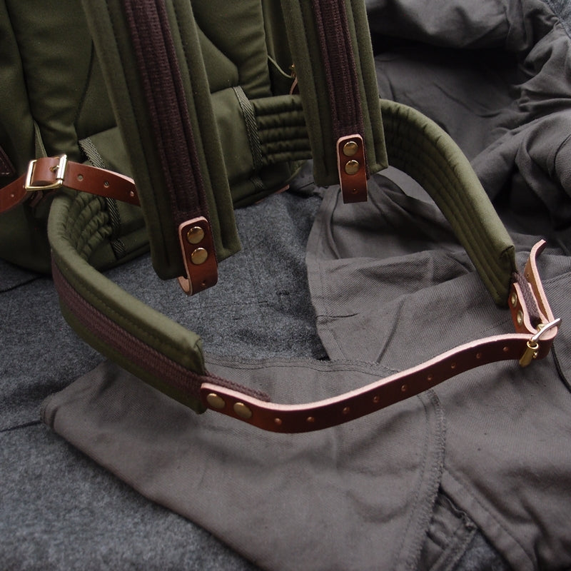 6217 1 bederni pas jubo bushcraft pro batoh vandrak a ruksak