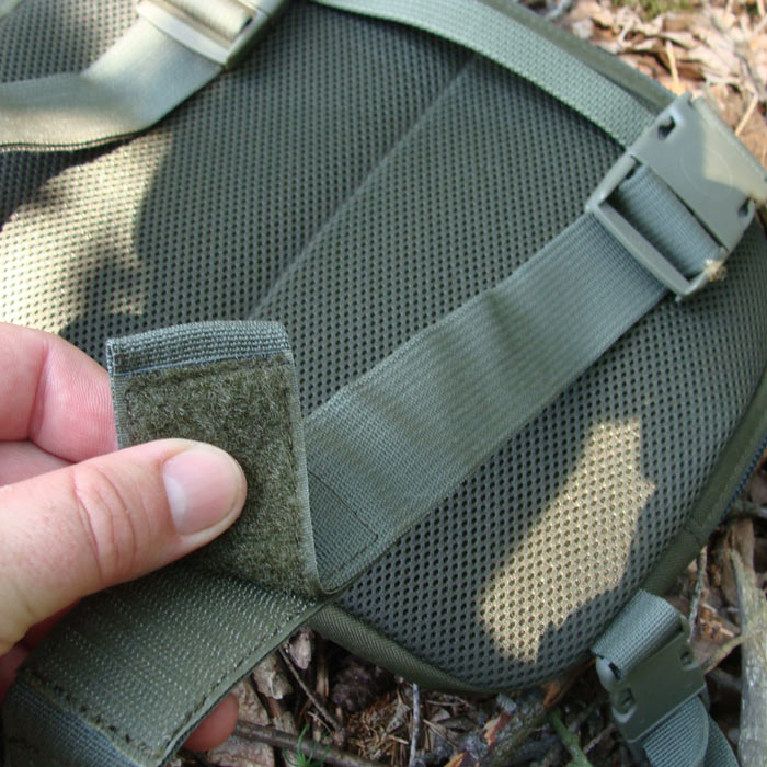 6313 3 hrudni brasna jubo front bag survival zelena