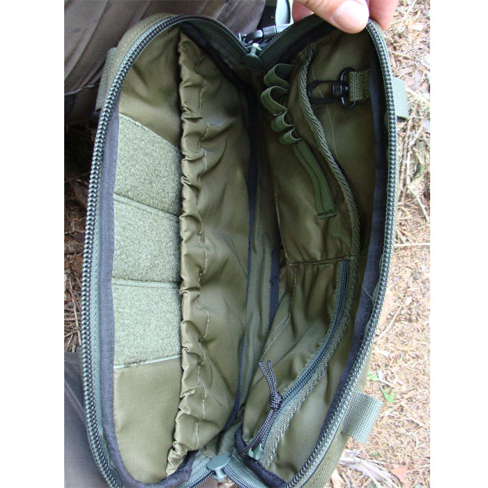 6313 6 hrudni brasna jubo front bag survival zelena